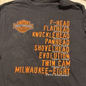 Mens medium Harley Davidson long sleeve tee